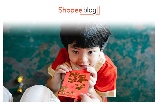 child receiving an angpao