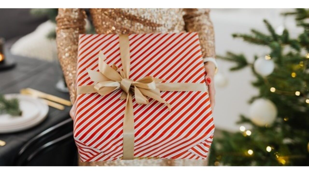 10 Christmas gift ideas for seniors