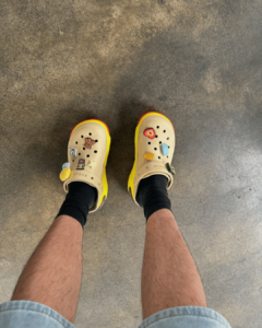 Maki Filipino singer yellow crocs with jibbits