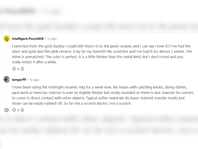 Comments from r/ouraring (left) and r/ouraring (right)